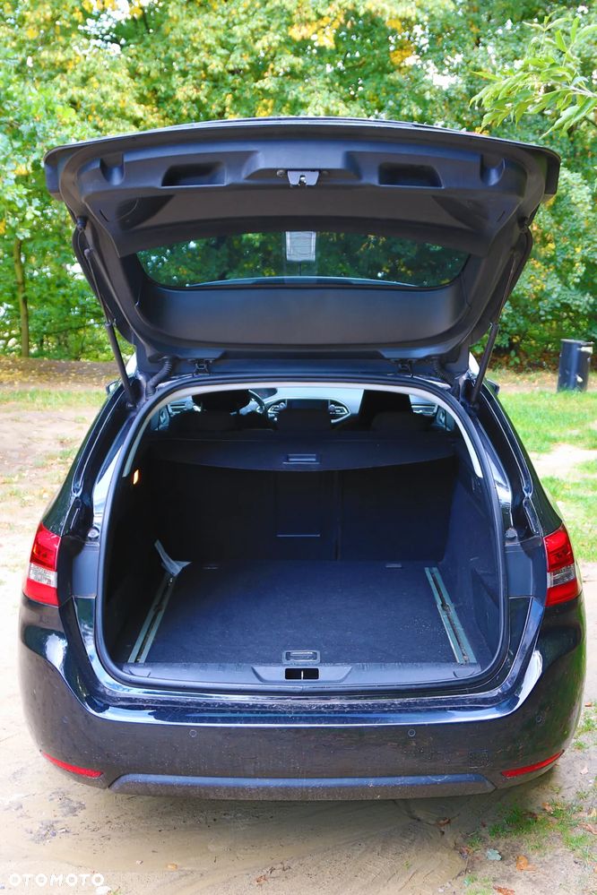 Peugeot 308 SW 1.6 BlueHDi Active S&S - 4