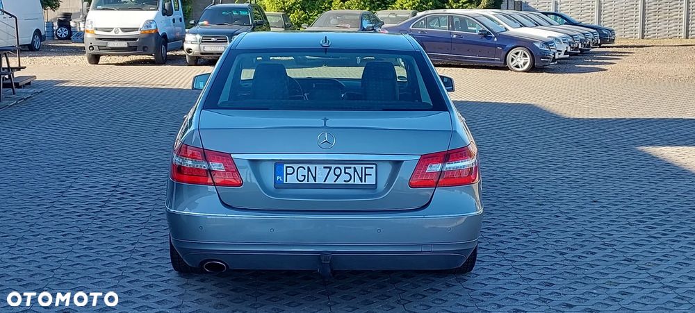 Mercedes-Benz Klasa E - 22