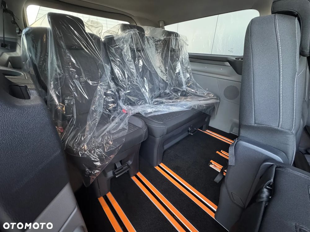 Ford Tourneo Custom 2.0 EcoBlue 320 L2 Titanium - 17