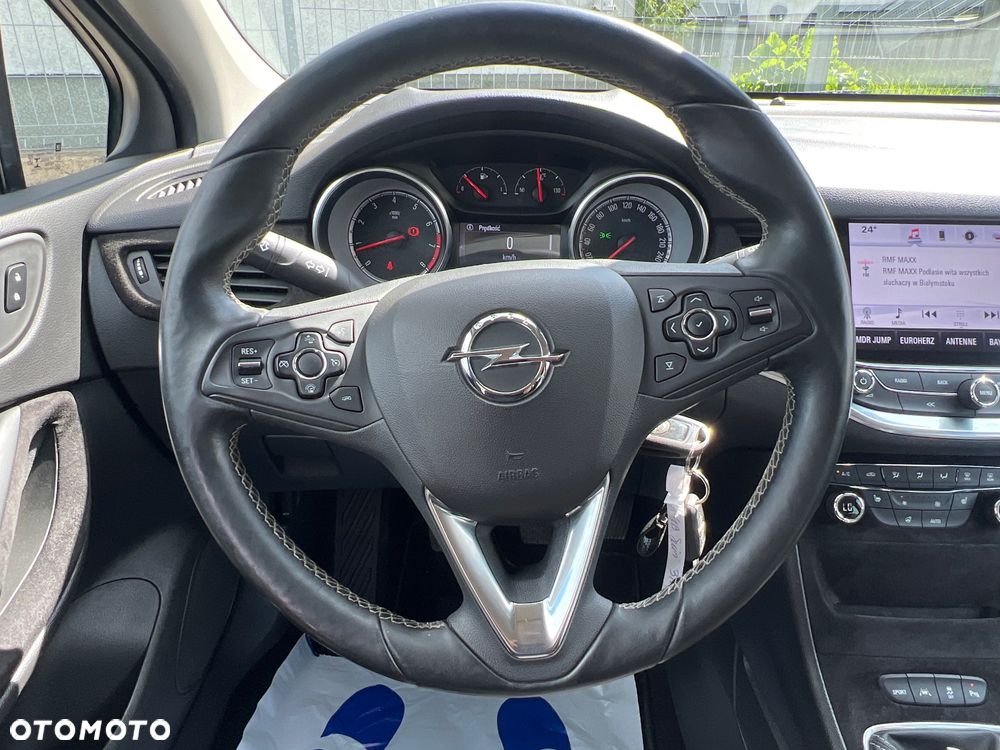 Opel Astra 1.4 Turbo Innovation - 21