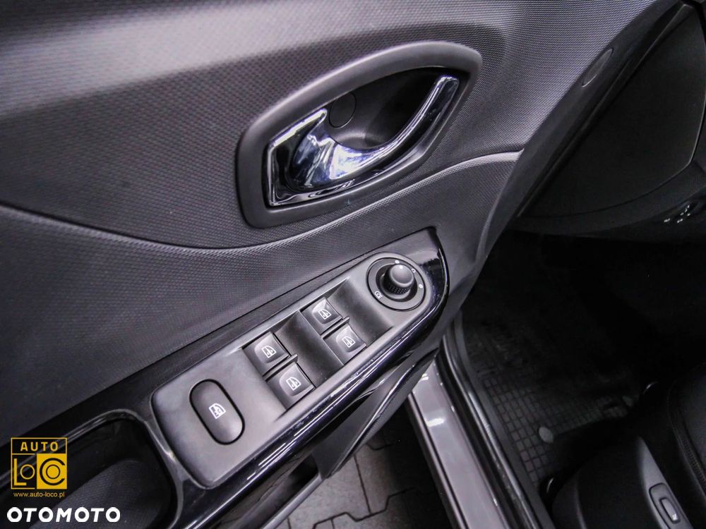 Renault Captur 1.2 TCe Intens EDC - 25