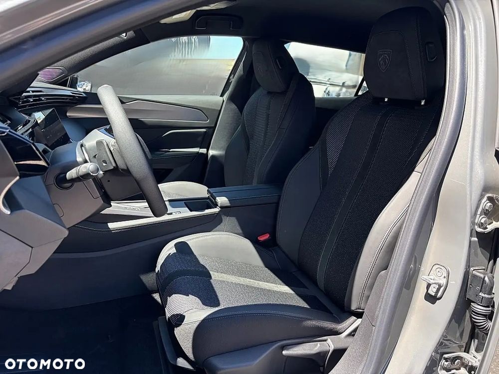 Peugeot 408 1.2 PureTech mHEV GT S&S e-DCS6 - 9