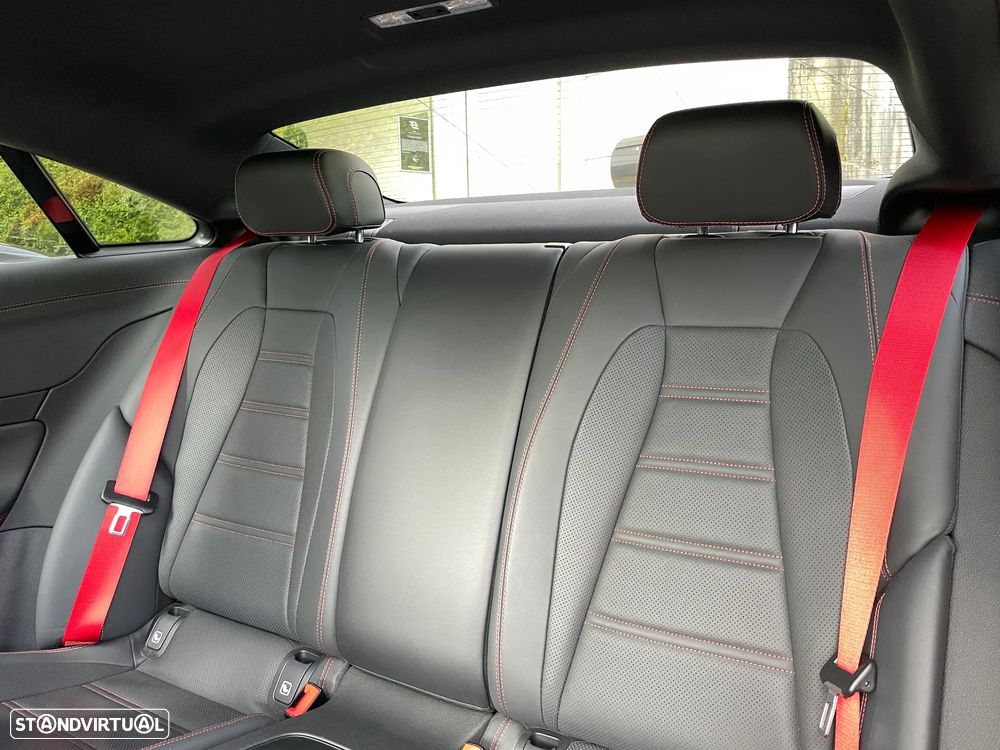 Mercedes-Benz E 53 AMG 4Matic+ - 39