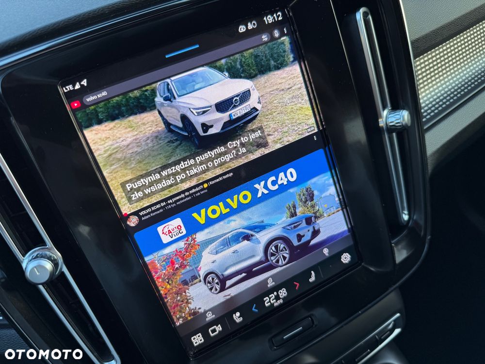 Volvo XC 40 B4 B DKG Plus Black Edition - 28