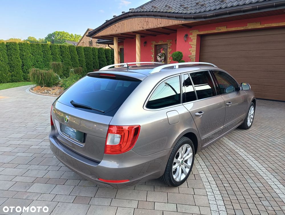 Skoda Superb 2.0 TDI DSG Exclusive - 21