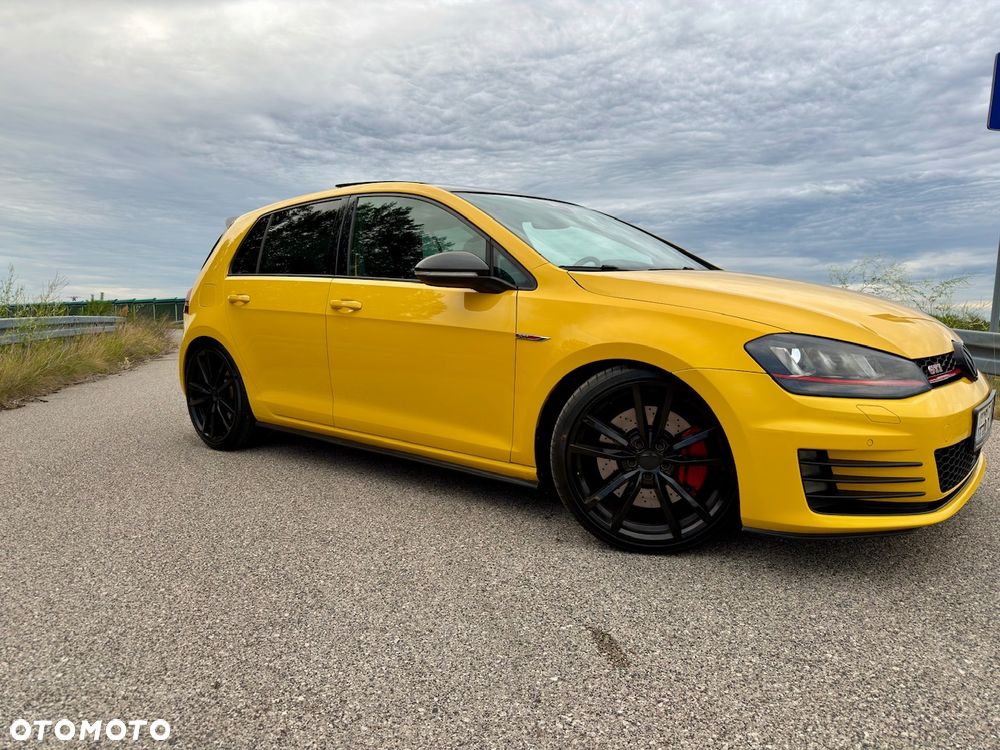 Volkswagen Golf 2.0 TSI BMT GTI Performance DSG - 2