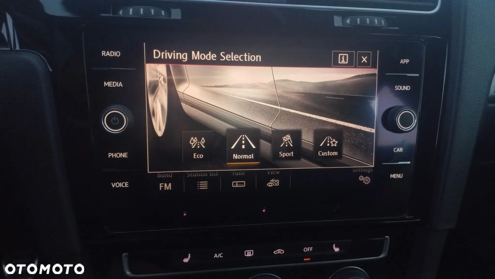 Volkswagen Golf 2.0 TSI BMT GTI Performance - 35