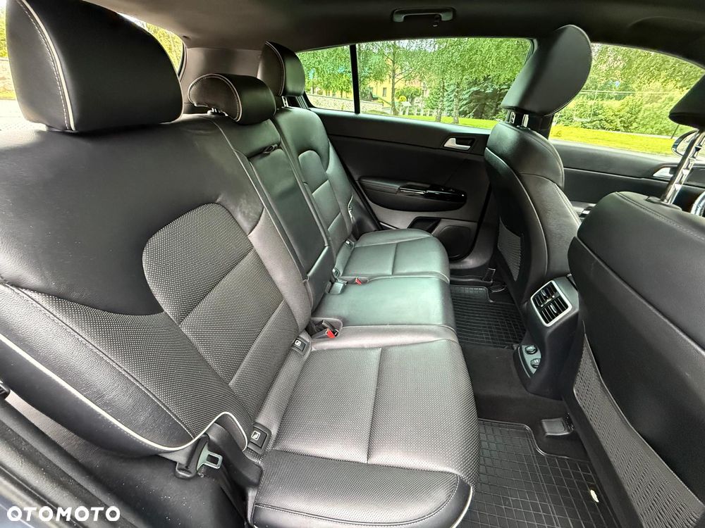 Kia Sportage 1.6 T-GDI AWD GT LINE - 37