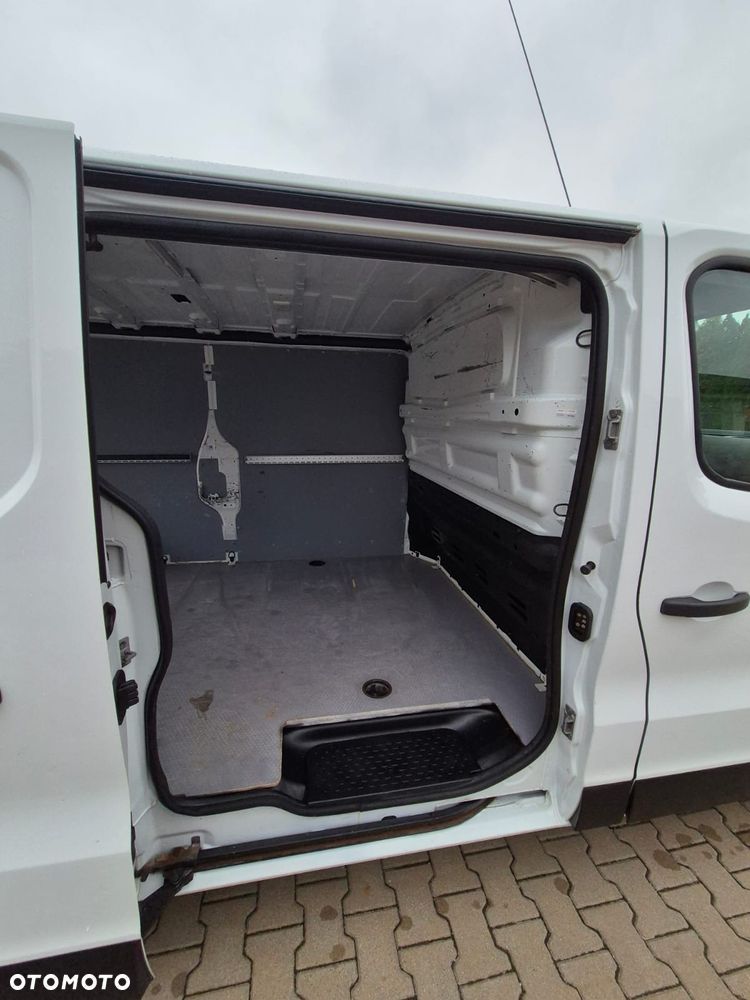 Renault Trafic Long 2016r 115Koni Nawi Kamera Klima Super stan 100% Bezwypadkowy - 13