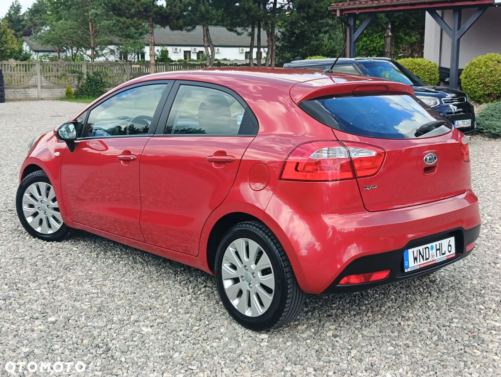 Kia Rio 1.2 Attract - 10