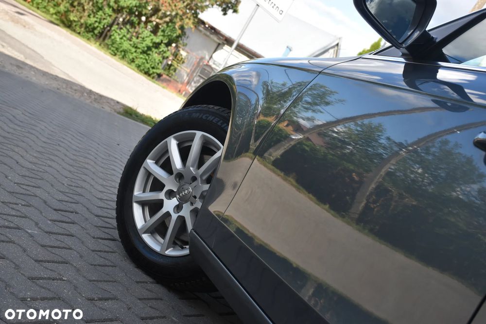 Audi A4 Avant 2.0 TDI DPF clean diesel Ambiente - 37