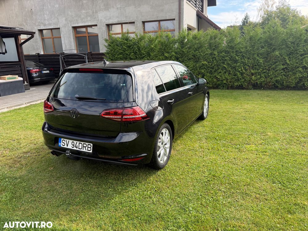Volkswagen Golf - 3