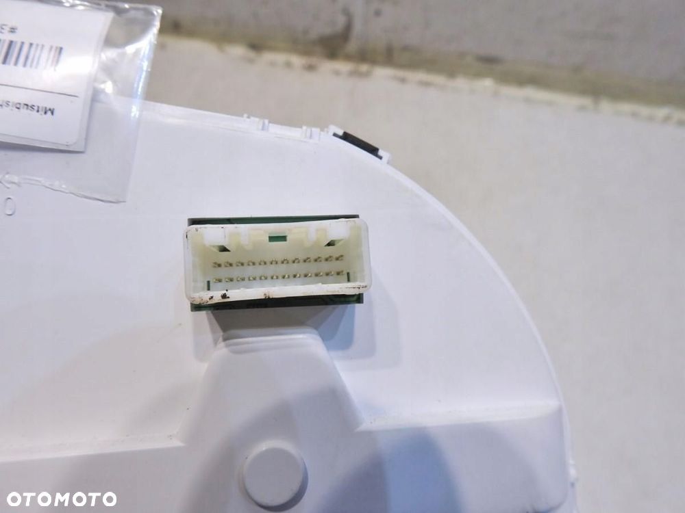 LICZNIK MITSUBISHI LANCER VIII 1.8 16V 8100B127B - 3