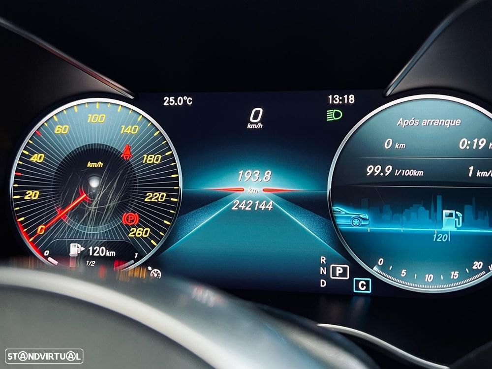 Mercedes-Benz C 220 d AMG Line - 25