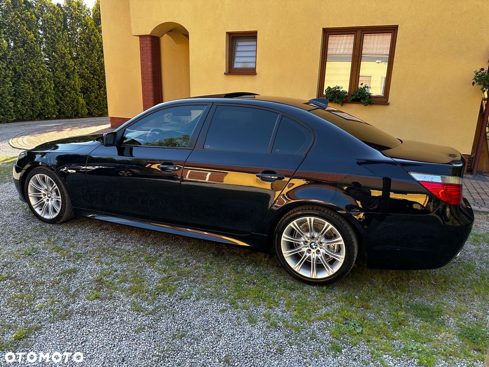 BMW Seria 5 525i - 9