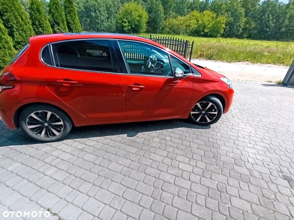Peugeot 208 1.2 PureTech GPF Allure S&S EAT6 - 4