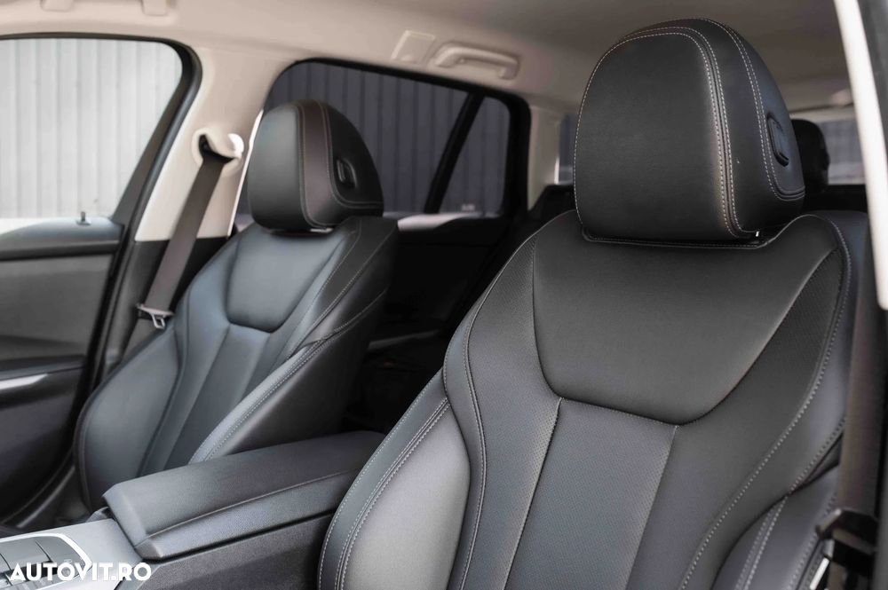 BMW Seria 3 318d AT MHEV - 23