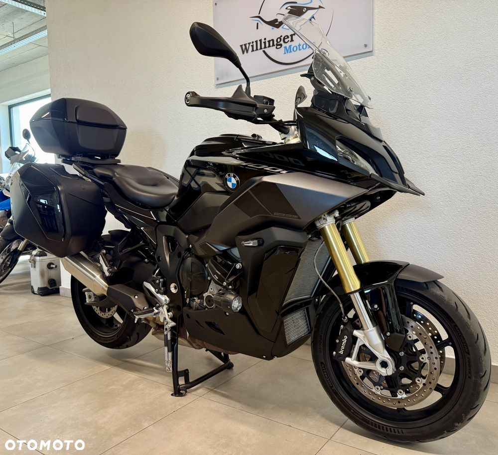 BMW XR - 3