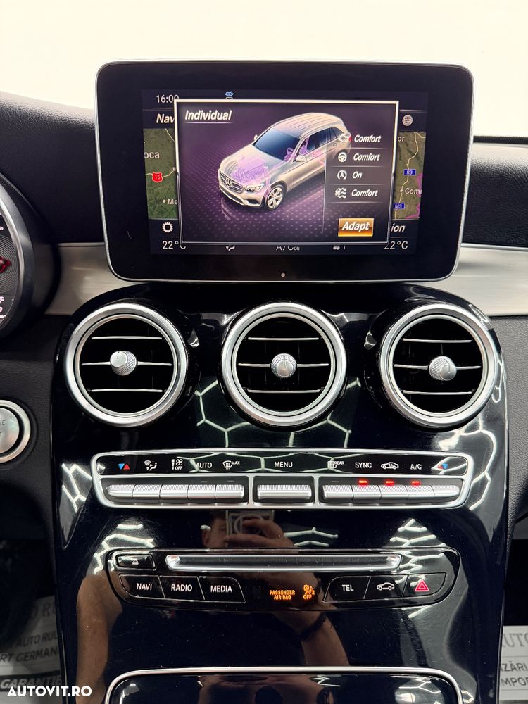 Mercedes-Benz GLC 250 4Matic 9G-TRONIC AMG Line - 37