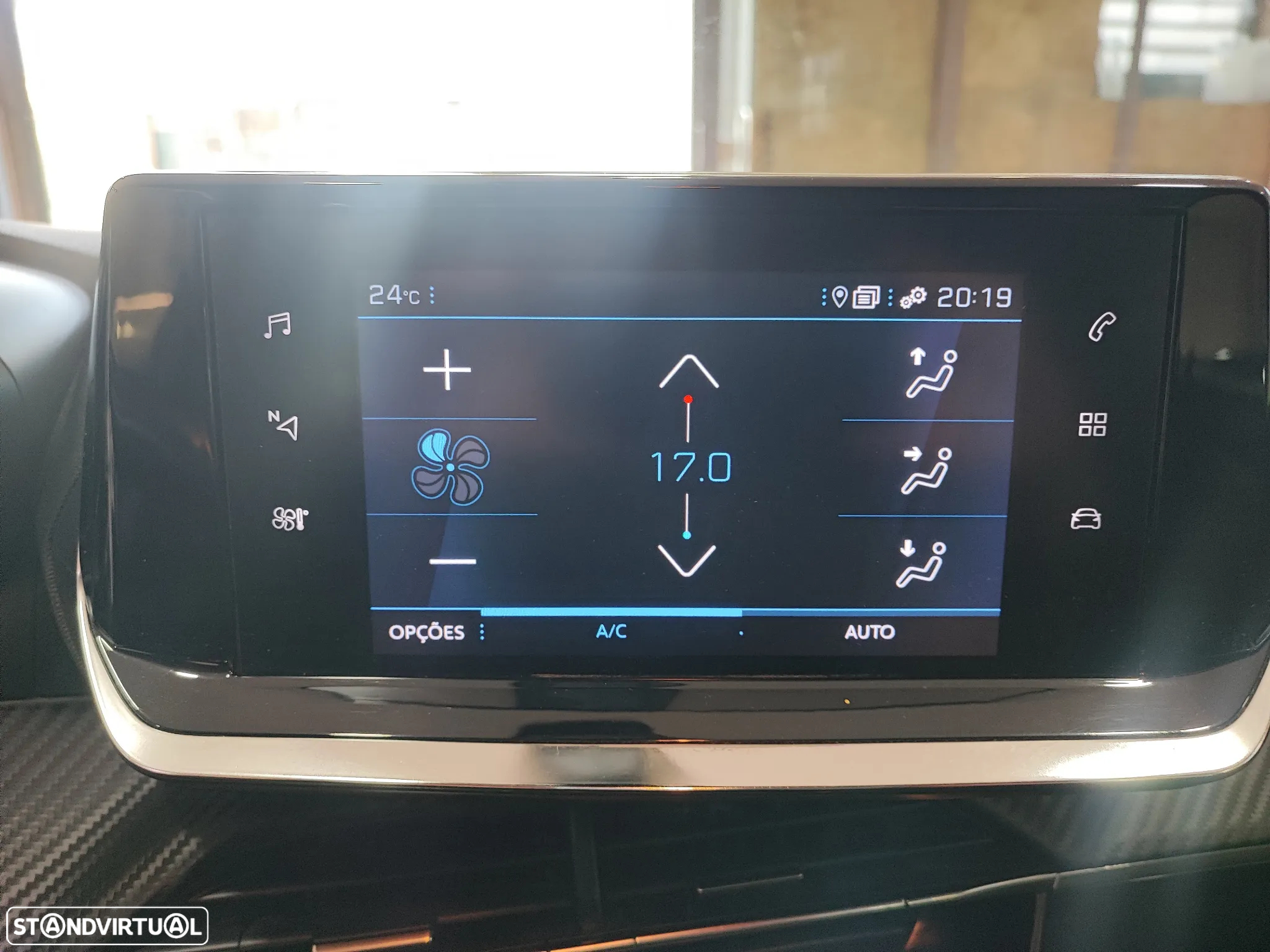 Peugeot 2008 BlueHDi 110 Active Pack - 29