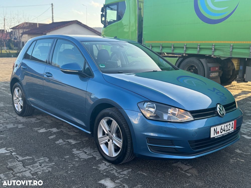 Volkswagen Golf 1.6 TDI BlueMotion Technology Comfortline - 11