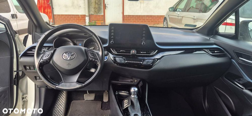 Toyota C-HR - 6