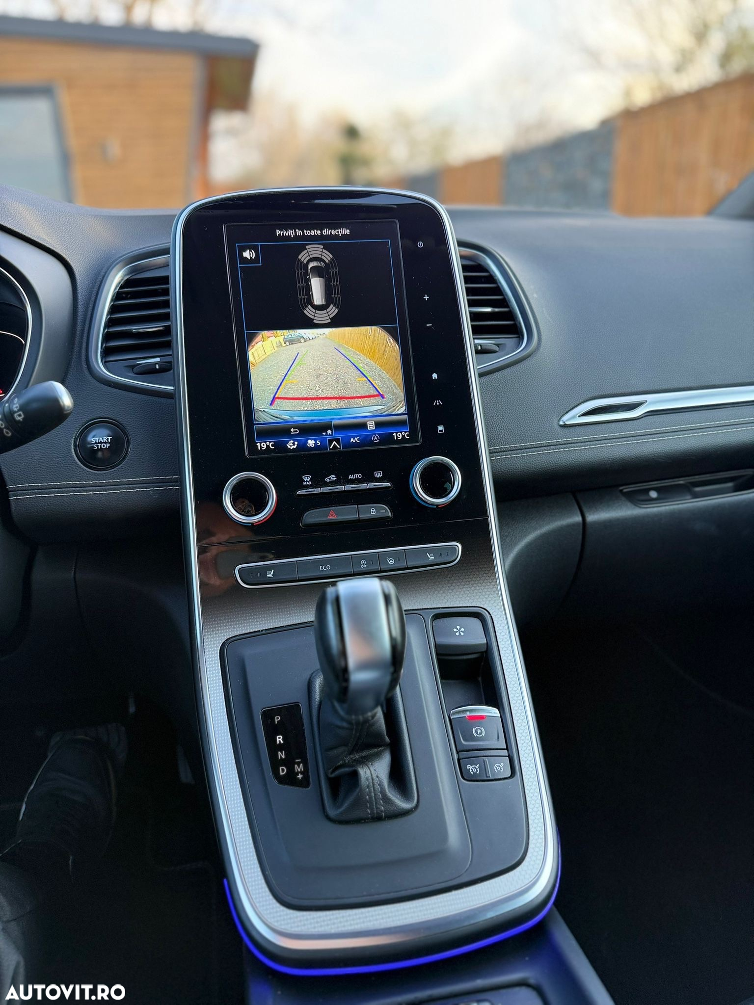 Renault Grand Scenic BLUE dCi 150 EDC BOSE EDITION - 12