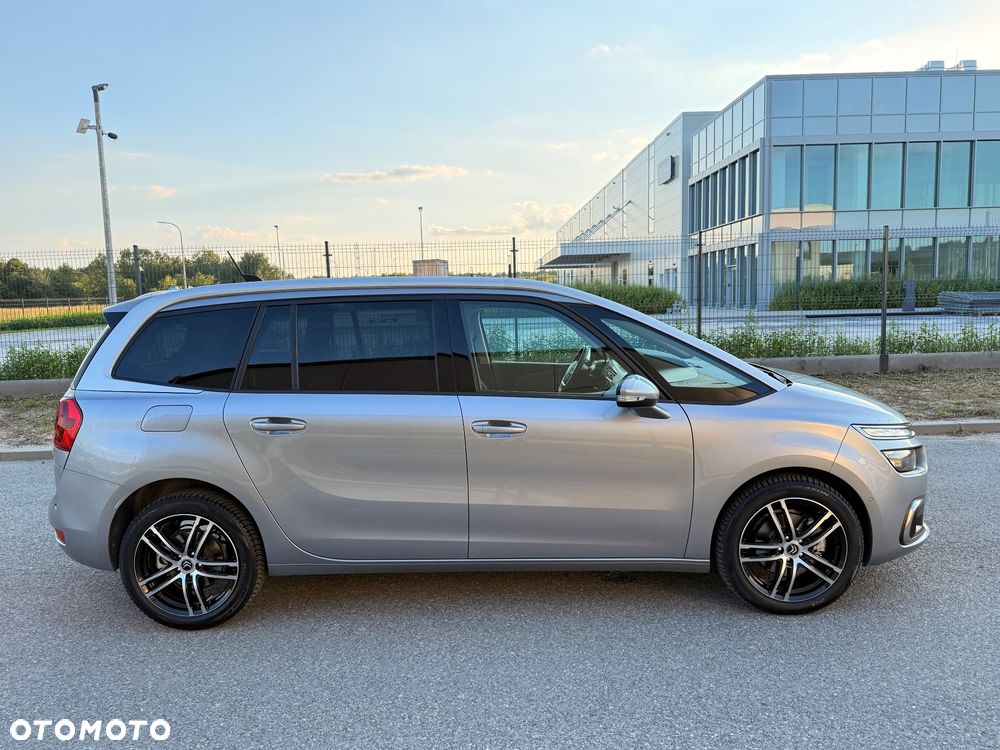 Citroën C4 SpaceTourer 1.6 PureTech More Life S&S EAT8 - 9