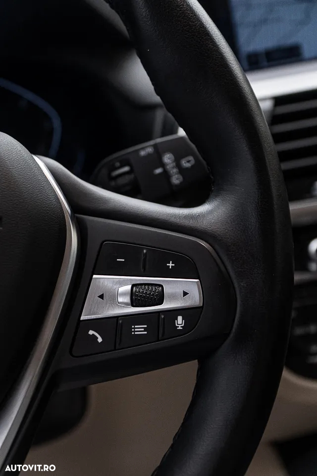 BMW X3 xDrive20i AT Luxury Line - 29