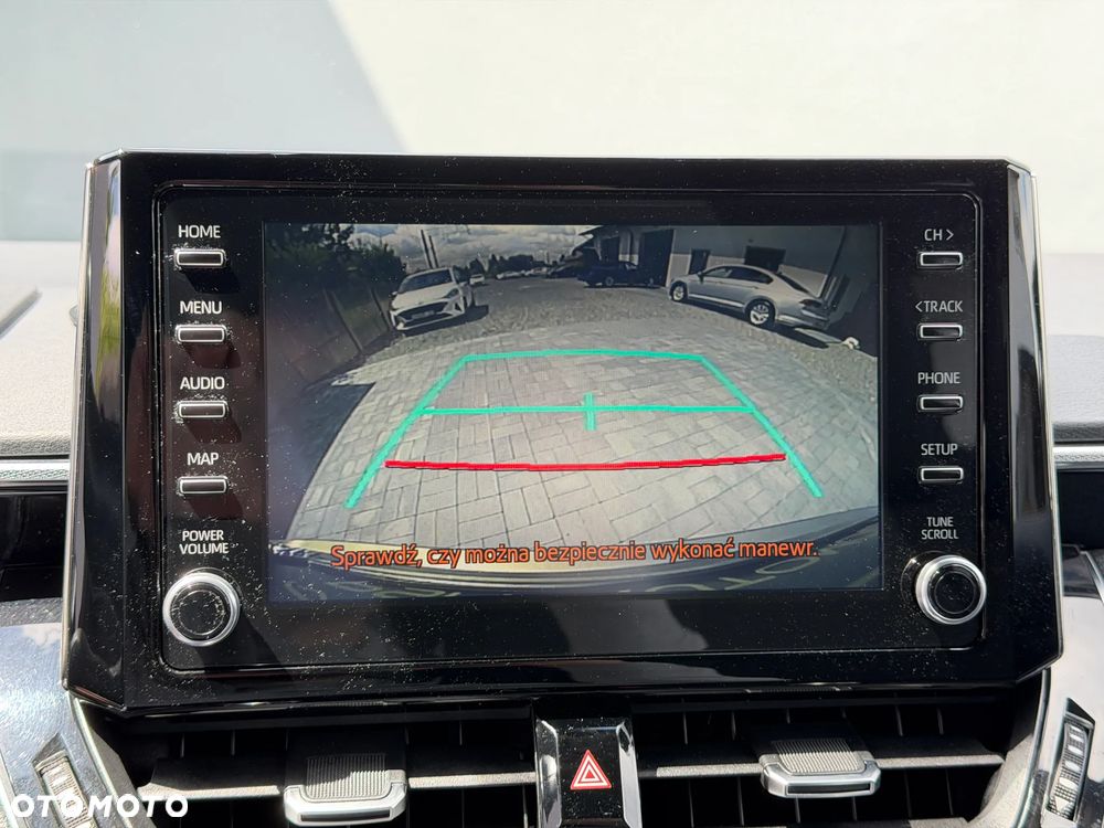 Toyota Corolla 2.0 Hybrid Selection - 29