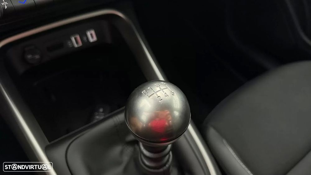 Jeep Avenger 1.2 GSE T3 Altitude - 28
