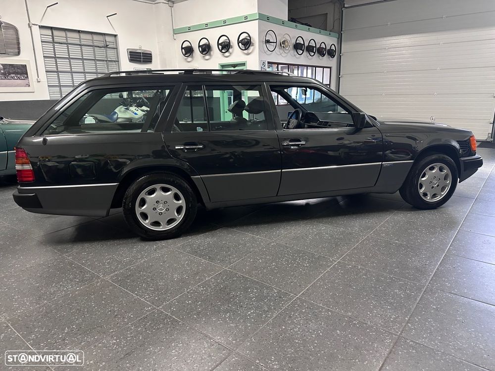 Mercedes-Benz E 250 D Turbo - 18