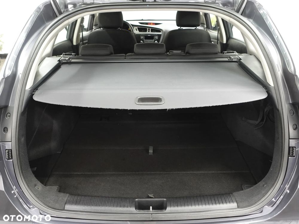 Kia Ceed 1.4 CVVT Vision - 23