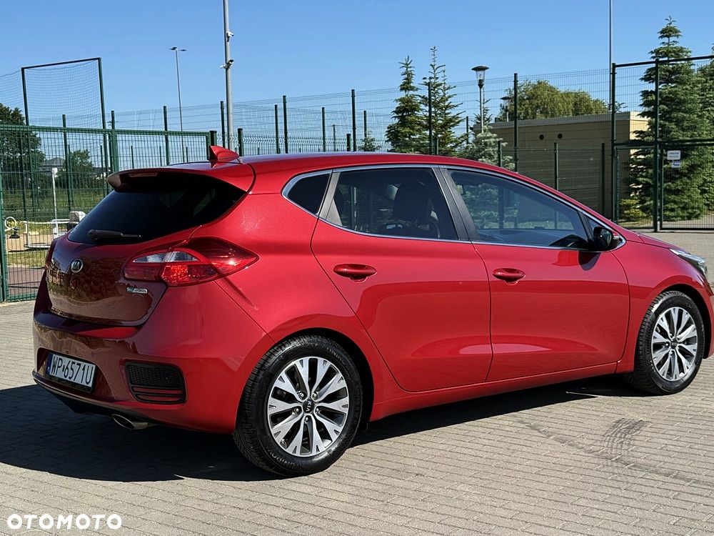 Kia Ceed 1.4 L - 14