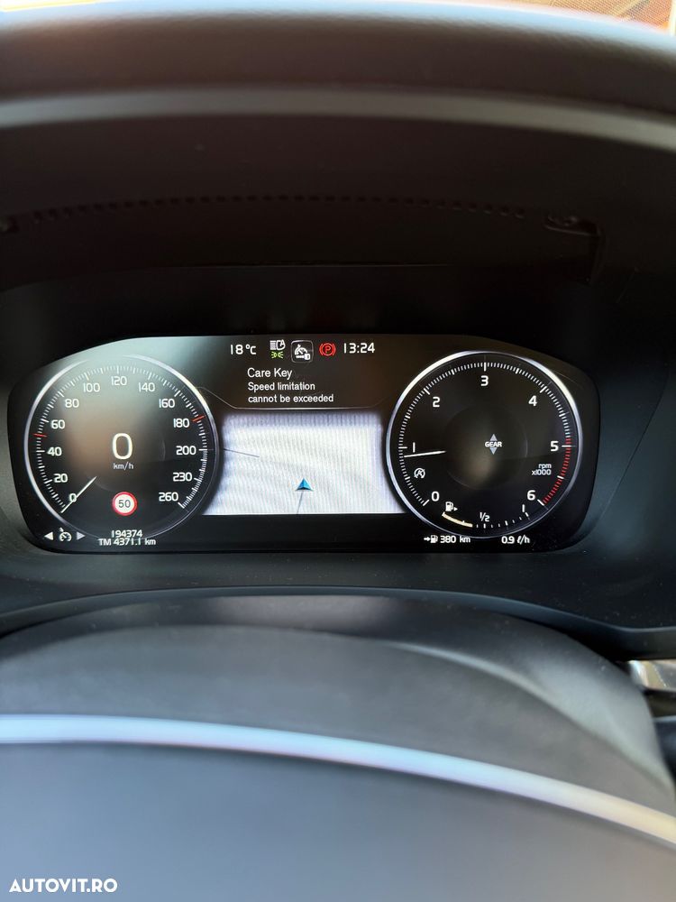 Volvo V60 D3 Momentum Core - 14