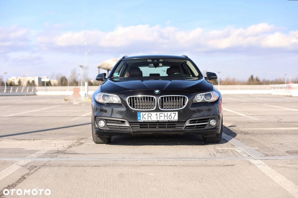 BMW Seria 5 520d Luxury Line - 8