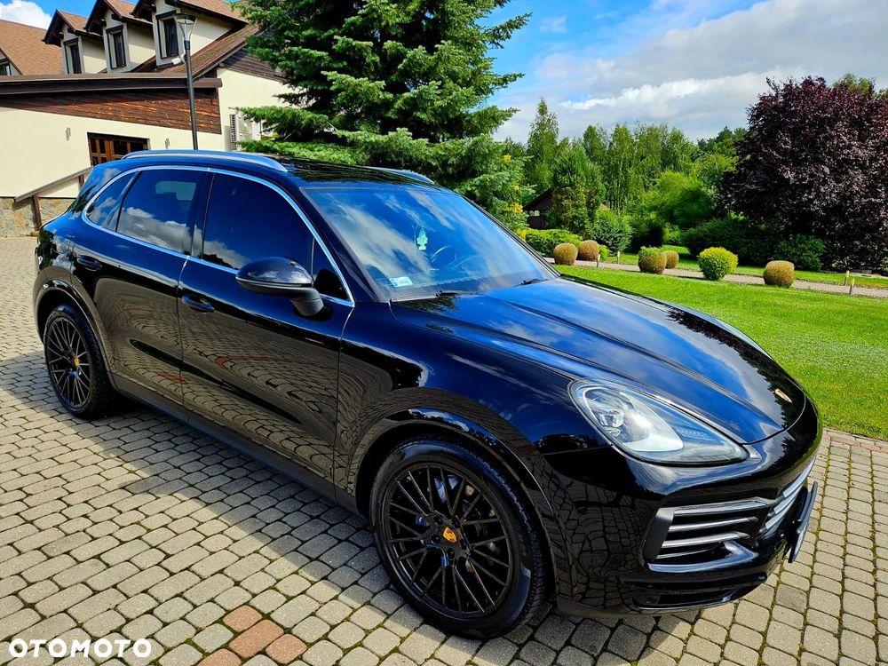Porsche Cayenne Standard - 25