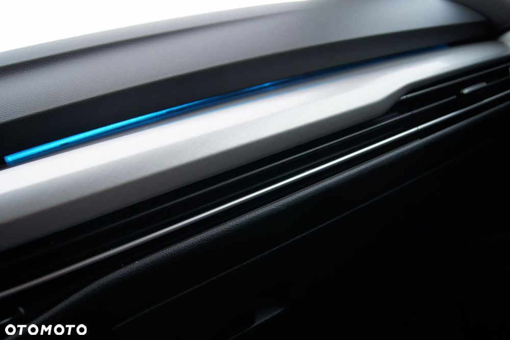 Volkswagen Golf 1.5 TSI EVO Life - 17