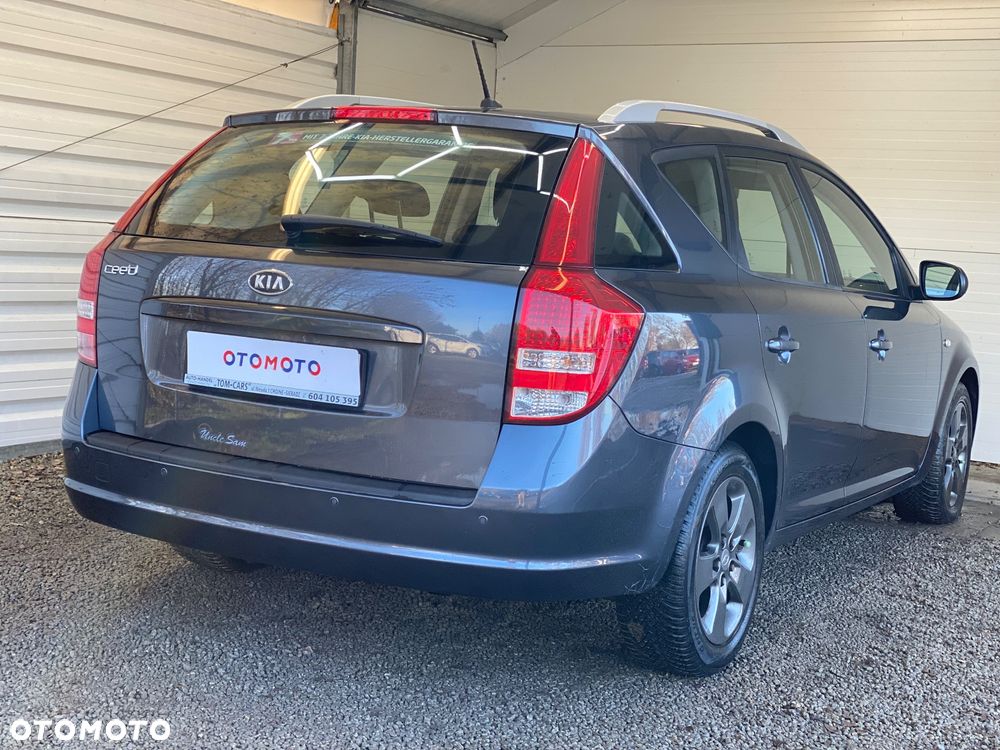 Kia Ceed 1.4 Comfort + - 5