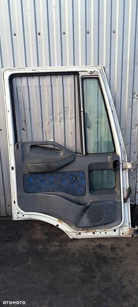 DRZWI LEWE PRZÓD IVECO EUROCARGO 100E18 - 12