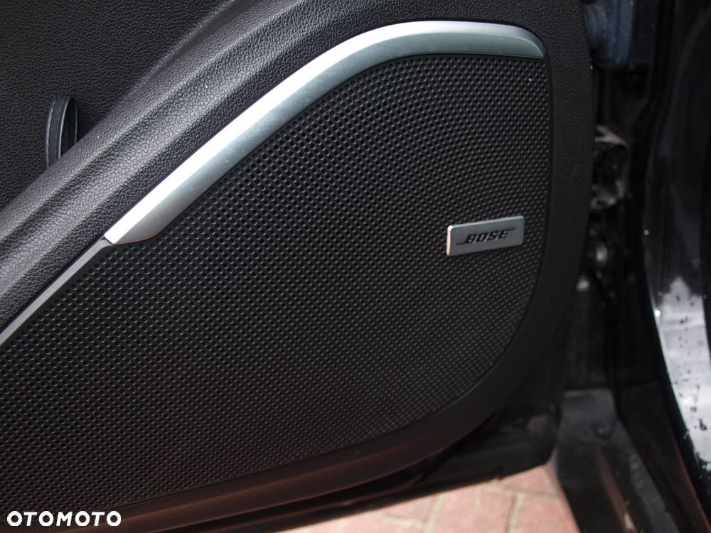 Renault Scenic TCe 140 GPF EDC BOSE EDITION - 9