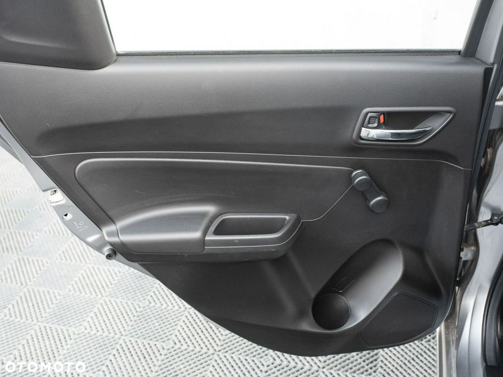 Suzuki Swift - 18
