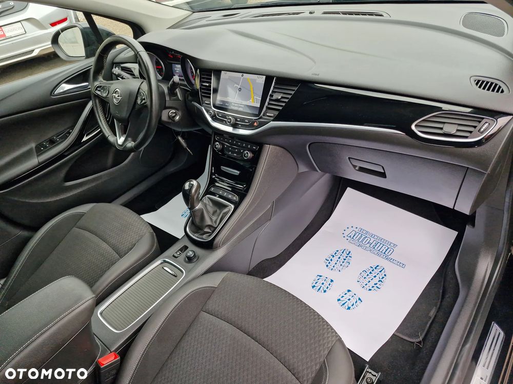 Opel Astra 1.4 Turbo Business - 21