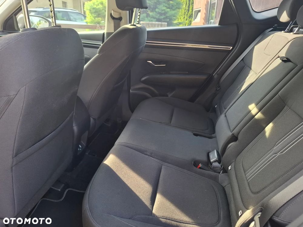 Hyundai Tucson 1.6 T-GDi HEV Executive 2WD - 11