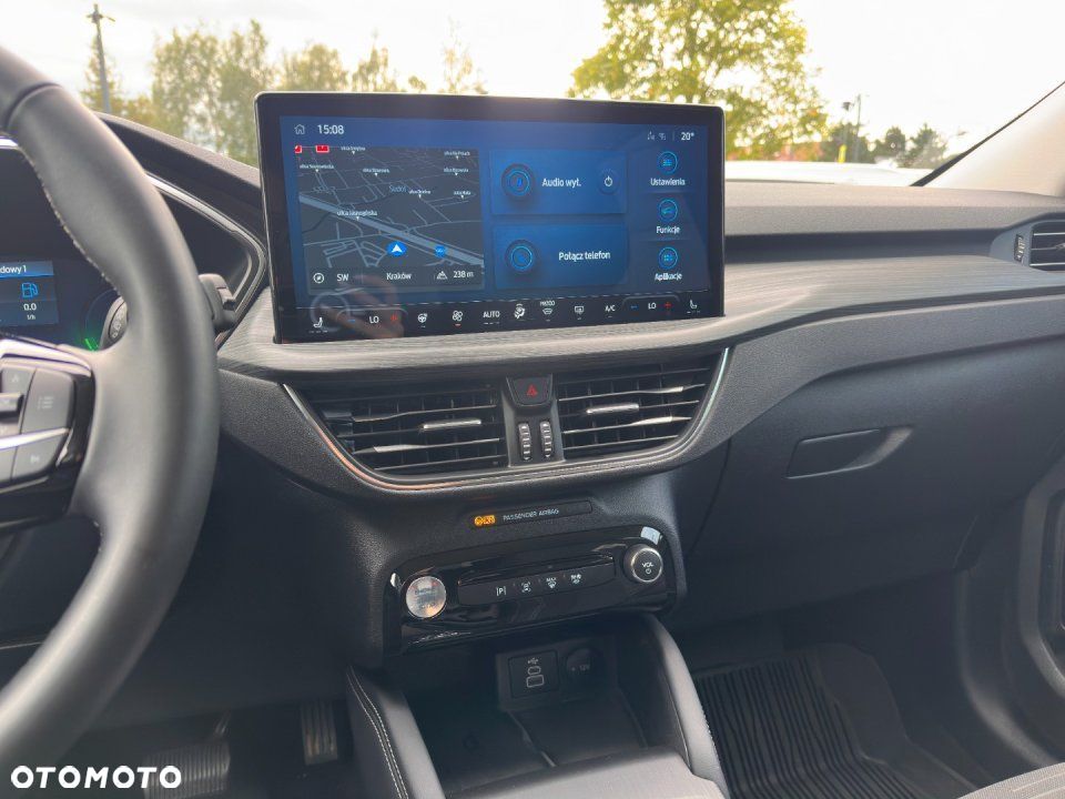 Ford Kuga - 17