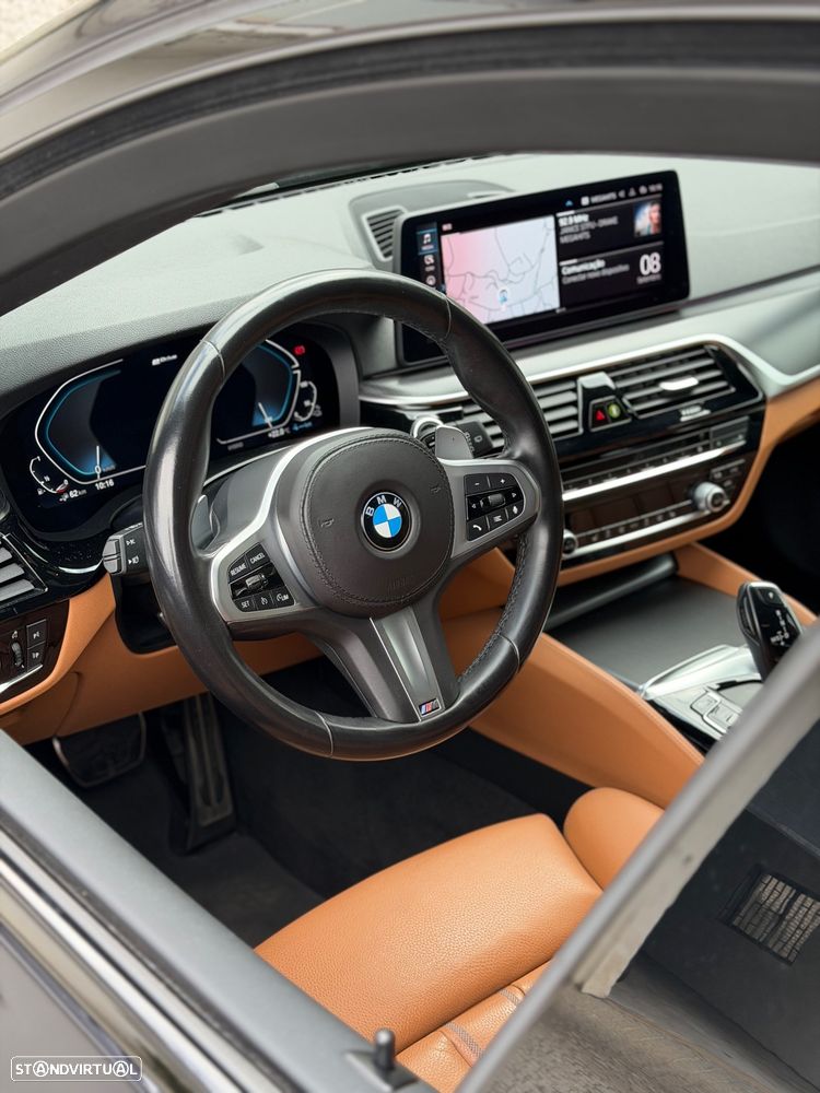 BMW 520 e Pack M - 21