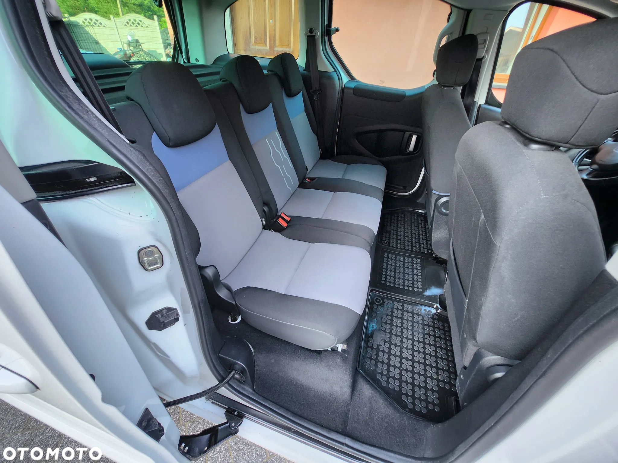 Peugeot Partner - 8