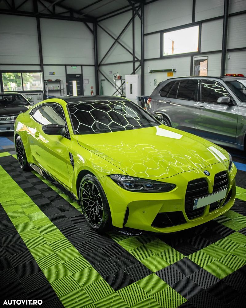 BMW M4 Competition - 3