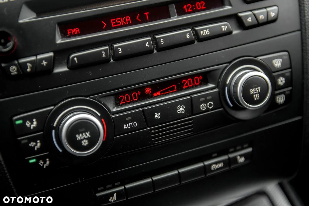 BMW Seria 1 118d DPF Edition Lifestyle - 28