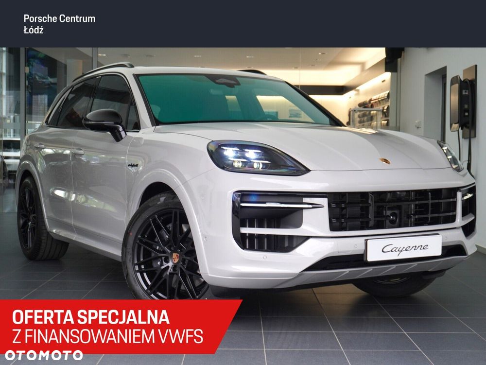 Porsche Cayenne E-Hybrid PHEV Black Edition - 2